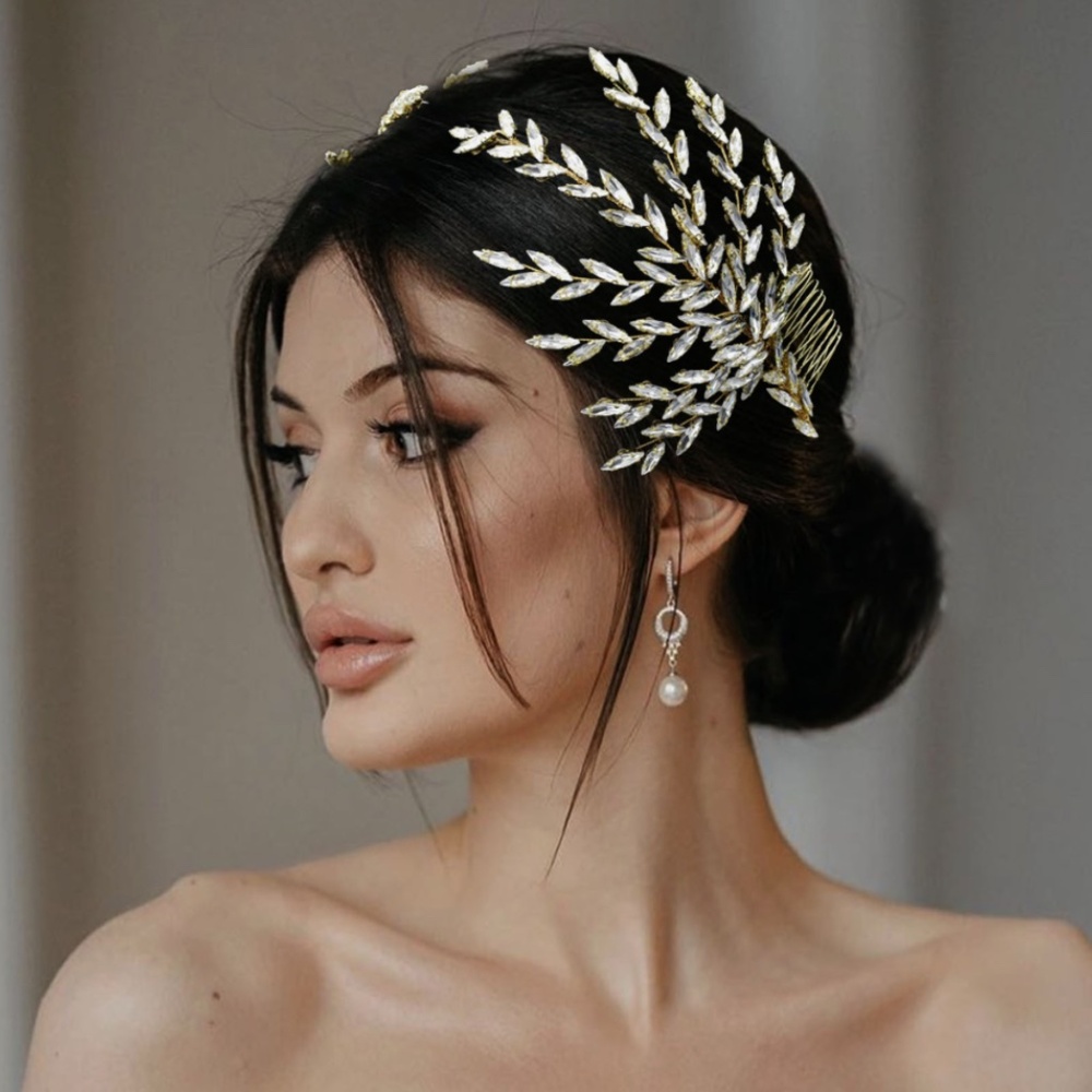 NEW TWO peices set Sparkly Crystal Flower Bridal Headpiece headband Veil Comb
